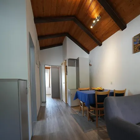 Haus Apartman *