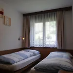 Апартаменты Haus Amor Зас-Фе